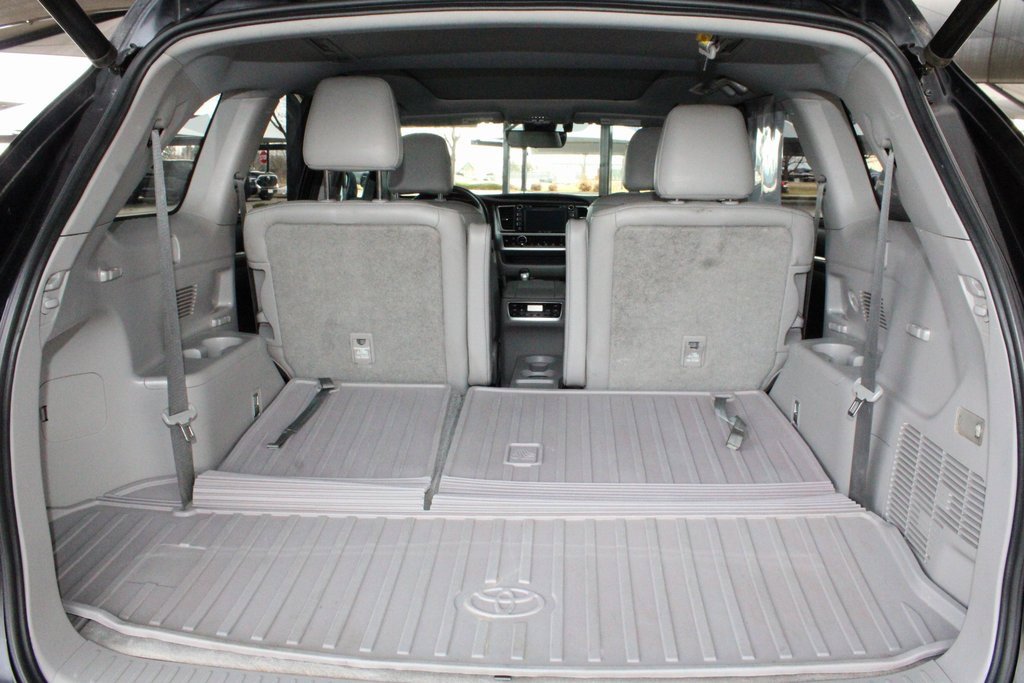 Certified 2018 Toyota Highlander Limited Platinum image 64