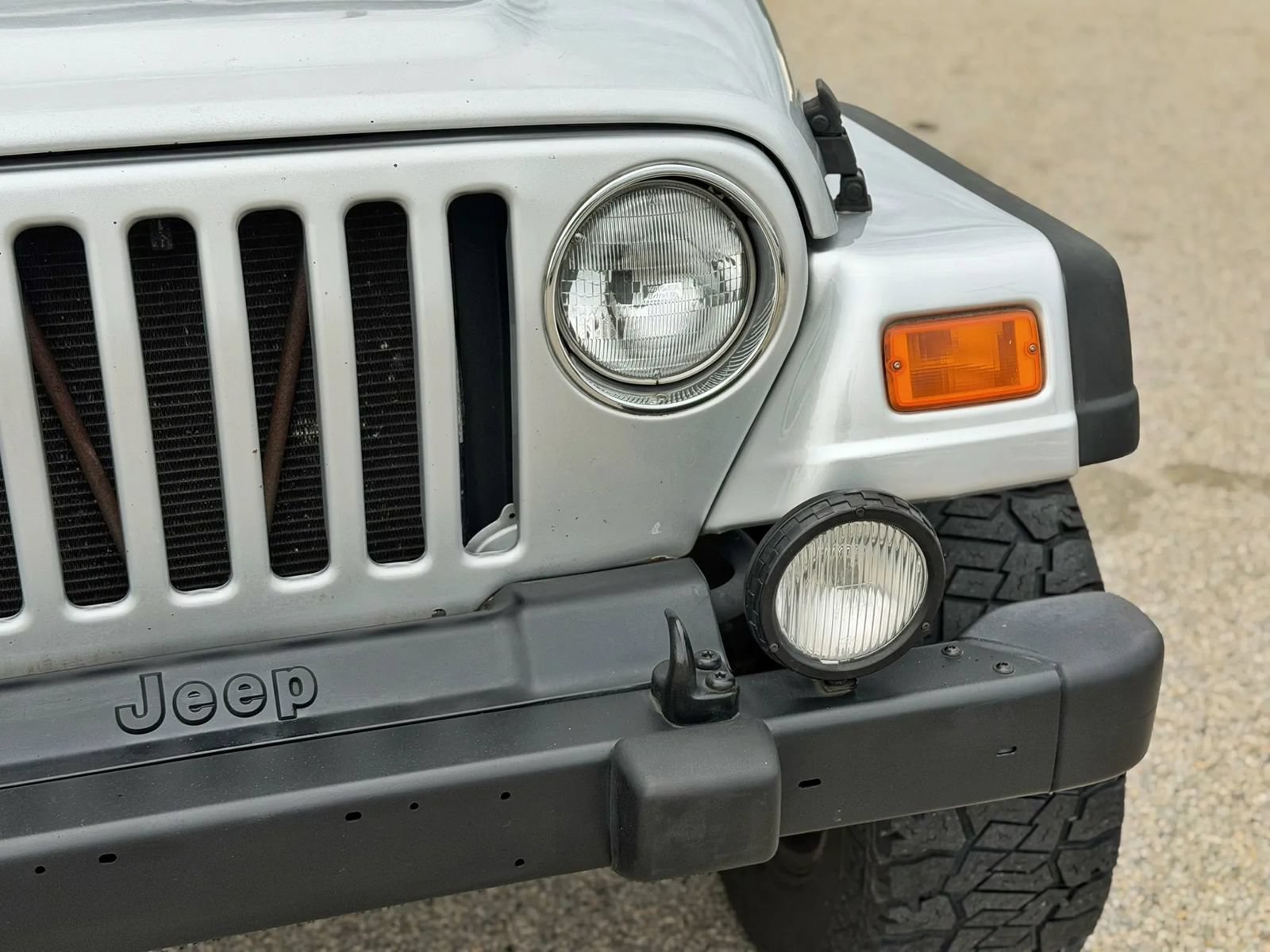 Used 2004 Jeep Wrangler 4WD image 30