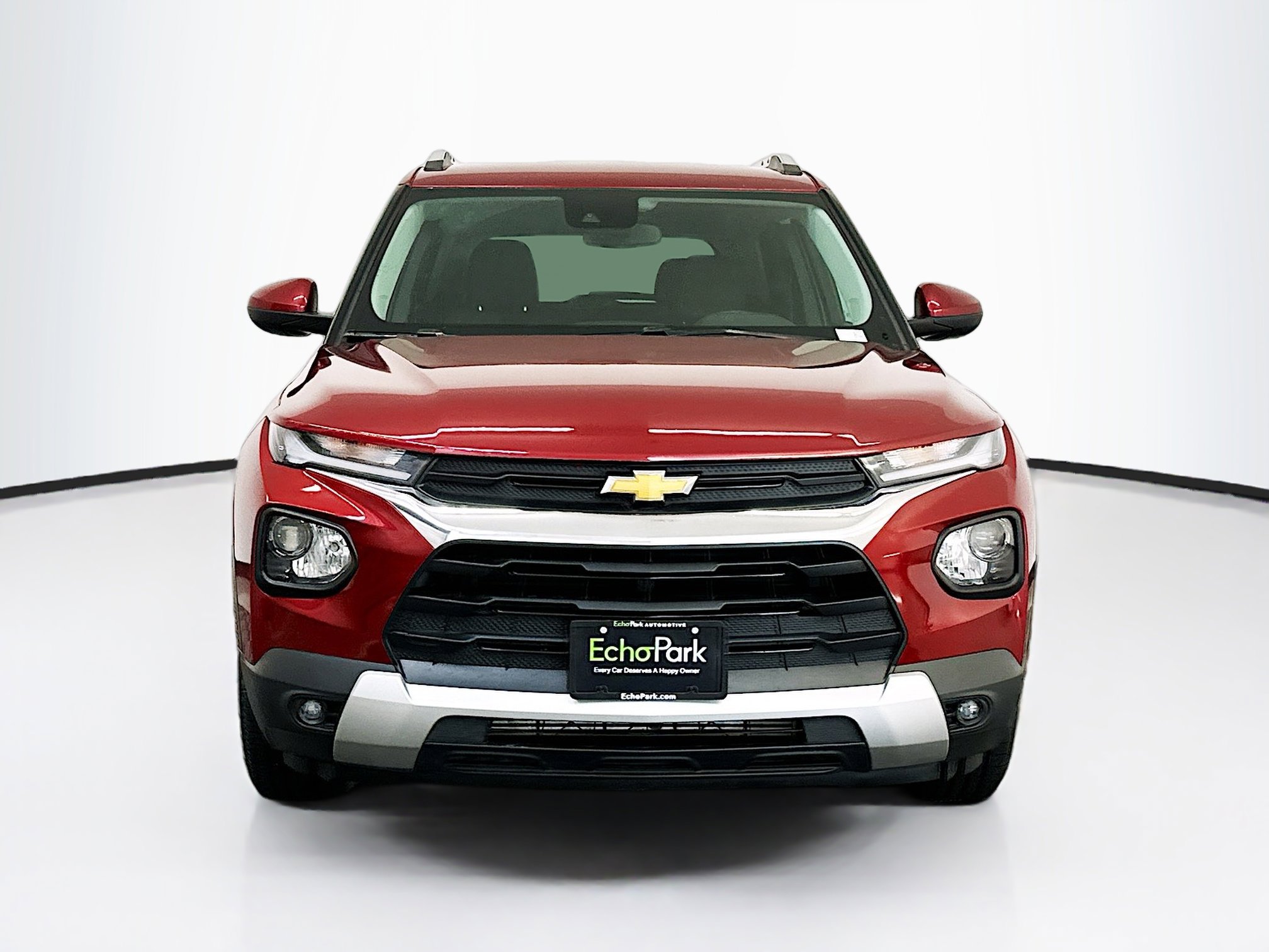 Used 2022 Chevrolet TrailBlazer LT AWD/4WD image 2