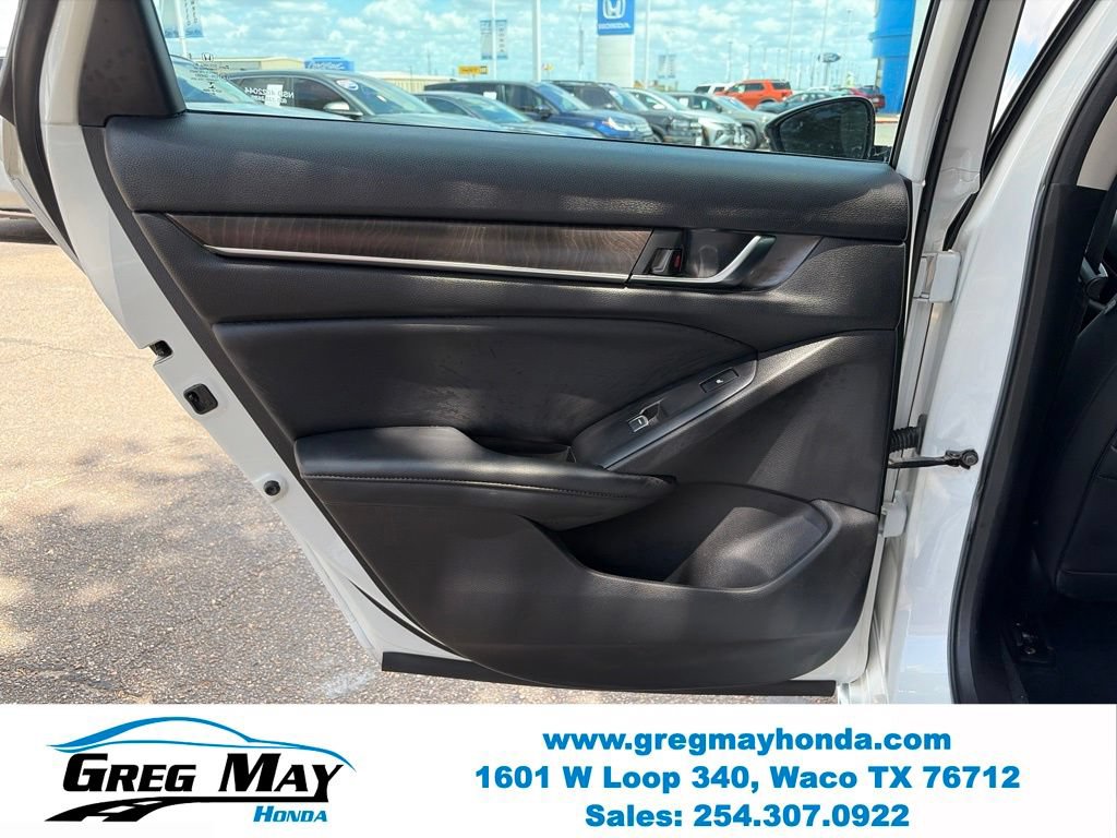 Used 2021 Honda Accord Touring image 17