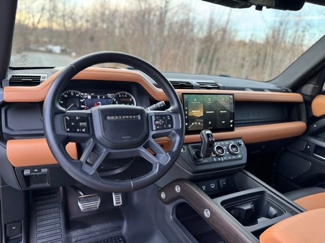 Used 2023 Land Rover Defender 110 X image 23