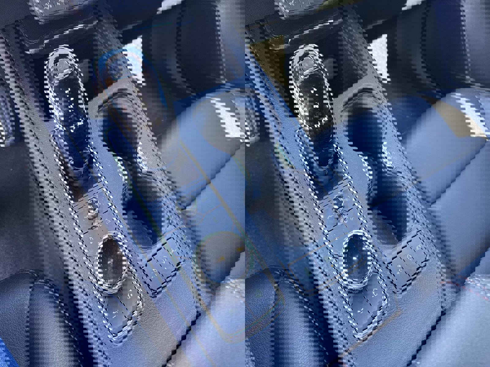 Used 2022 Cadillac XT4 Sport w/ Enhanced Visibility Package image 24