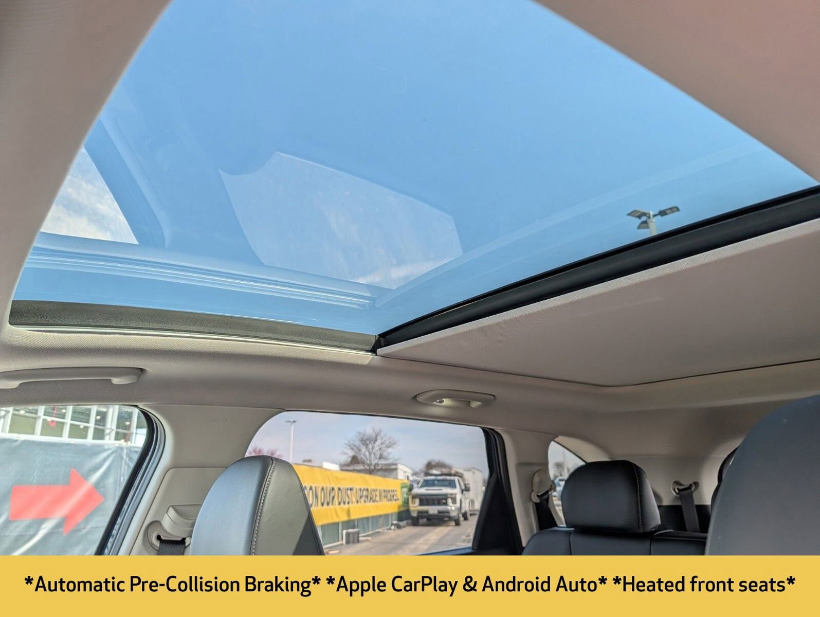 Used 2025 Kia Sorento S w/ Panoramic Sunroof Package image 5