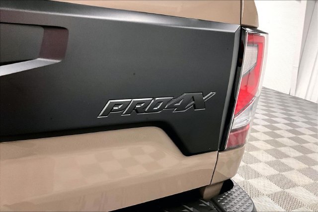 Used 2024 Nissan Titan PRO-4X w/ Pro-4x Utility Package AWD/4WD image 9