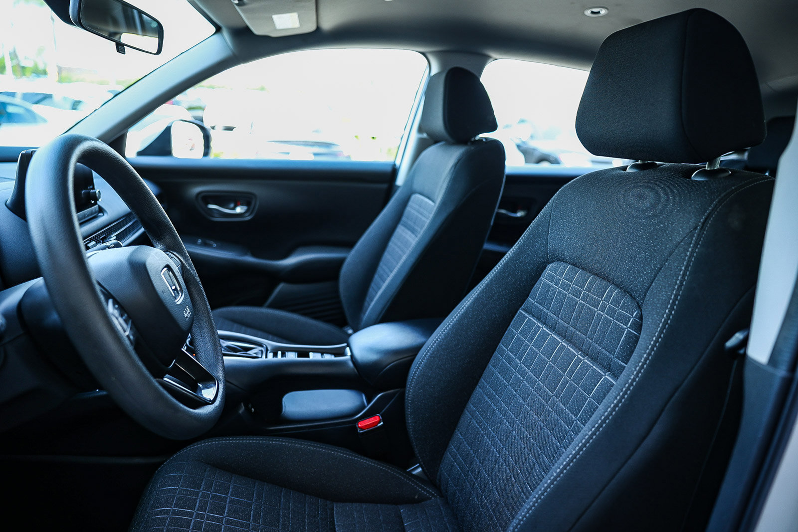 Used 2025 Honda HR-V LX image 22