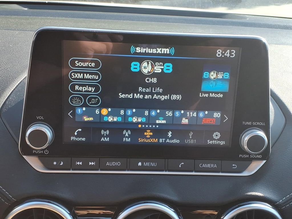 Used 2025 Nissan Sentra SV FWD image 17