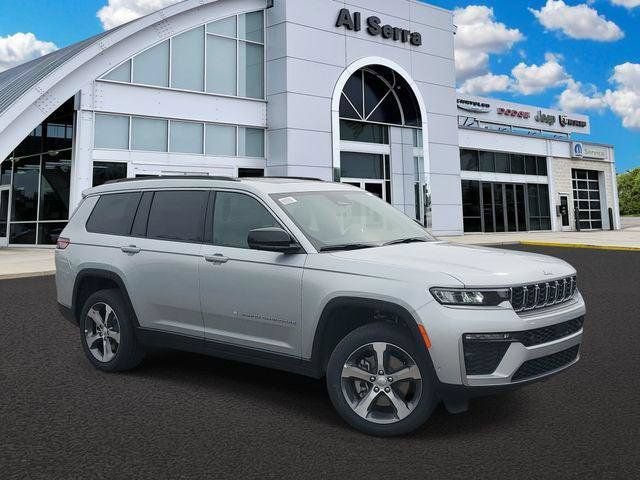 New 2026 Jeep Grand Cherokee L Limited w/ Luxury Tech Group II AWD/4WD image 1