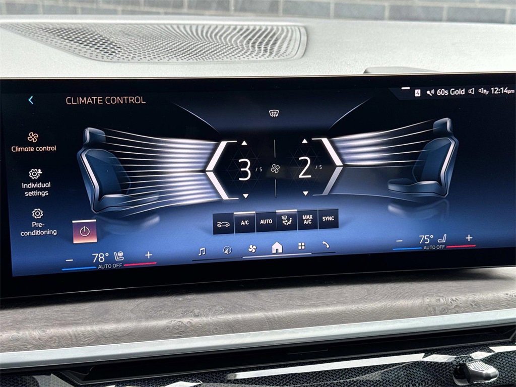 Used 2024 BMW X5 xDrive40i w/ Parking Assistance Package image 23