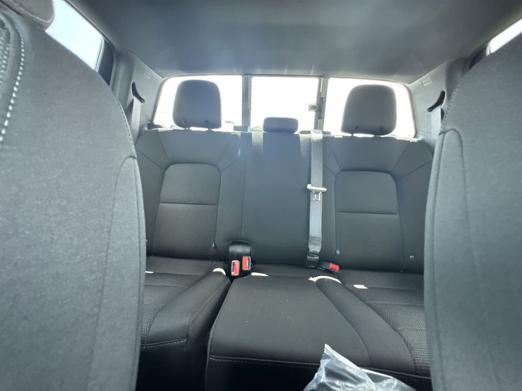 New 2025 GMC Canyon Elevation w/ Convenience Package image 13