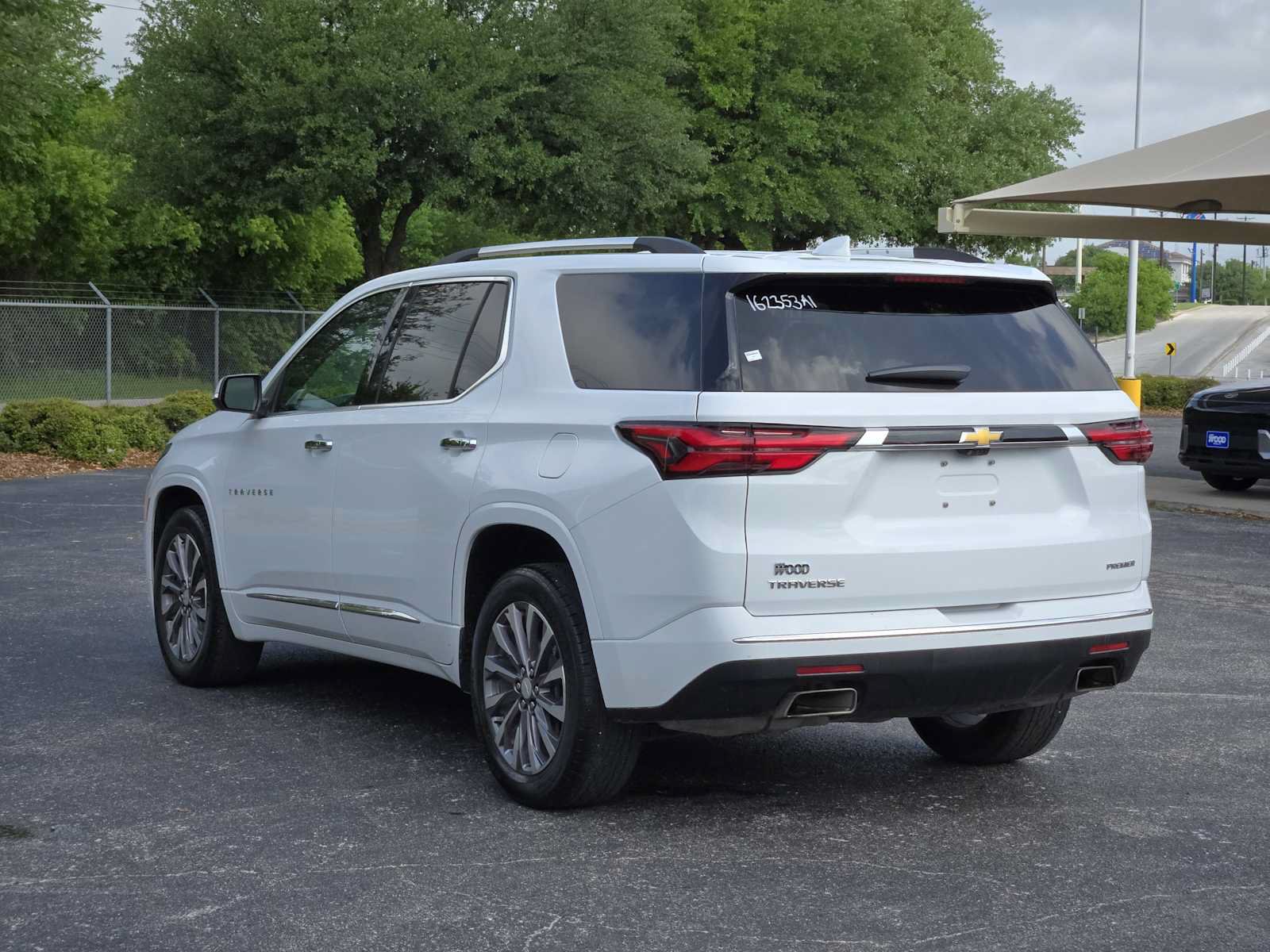 Certified 2023 Chevrolet Traverse Premier FWD image 6