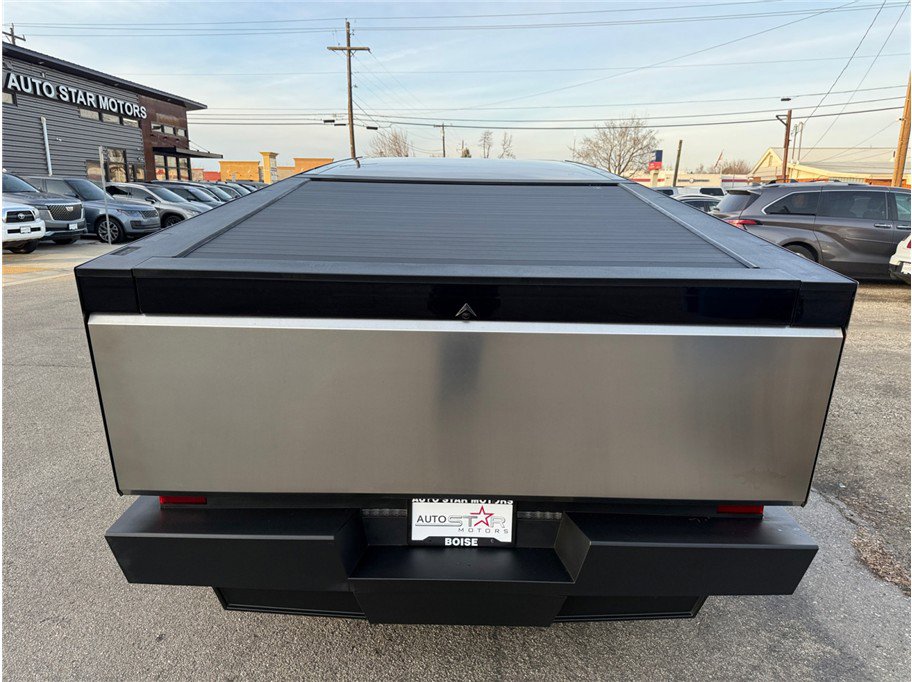 Used 2024 Tesla Cybertruck Cyberbeast image 40