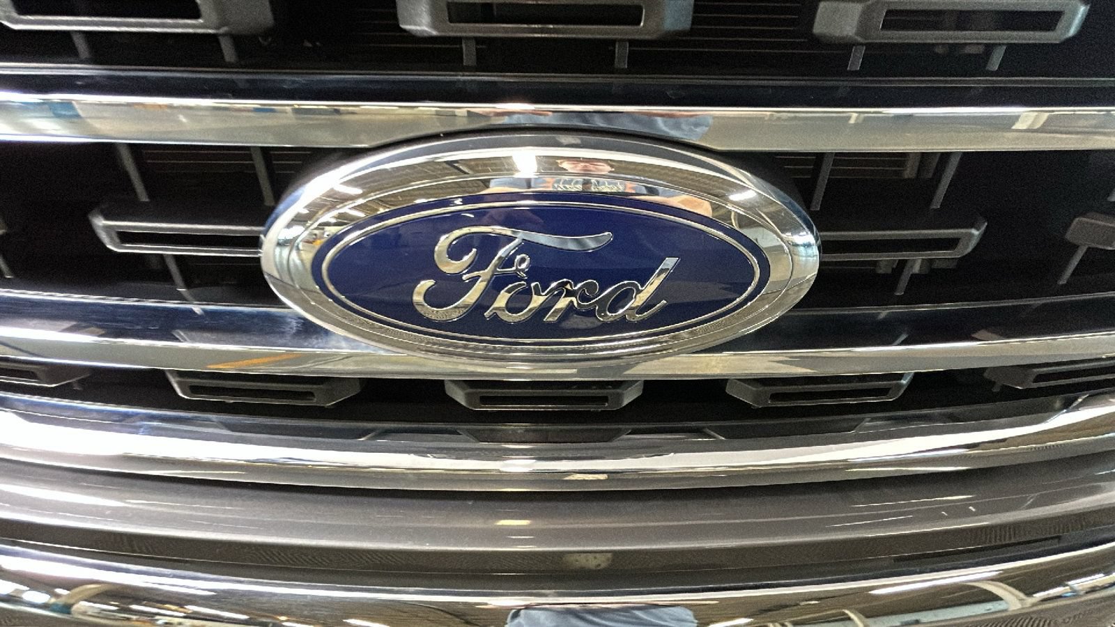 Used 2023 Ford F150 XLT w/ Max Trailer Tow Package AWD/4WD image 9