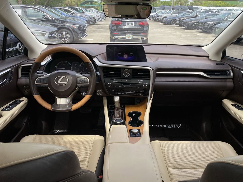 Used 2019 Lexus RX 350 FWD w/ Premium Package image 2