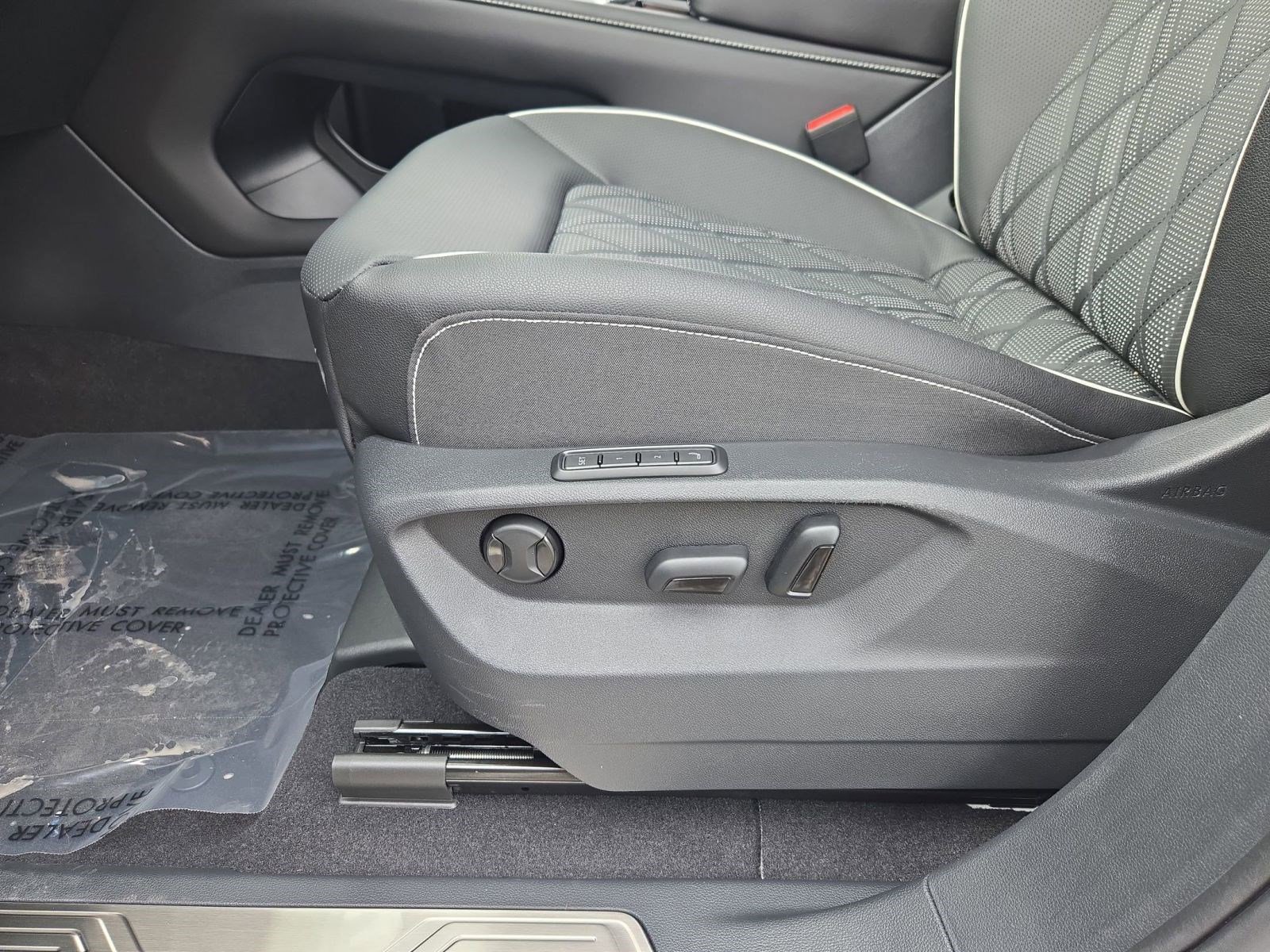 New 2026 Volkswagen Atlas SEL Premium R-Line image 14