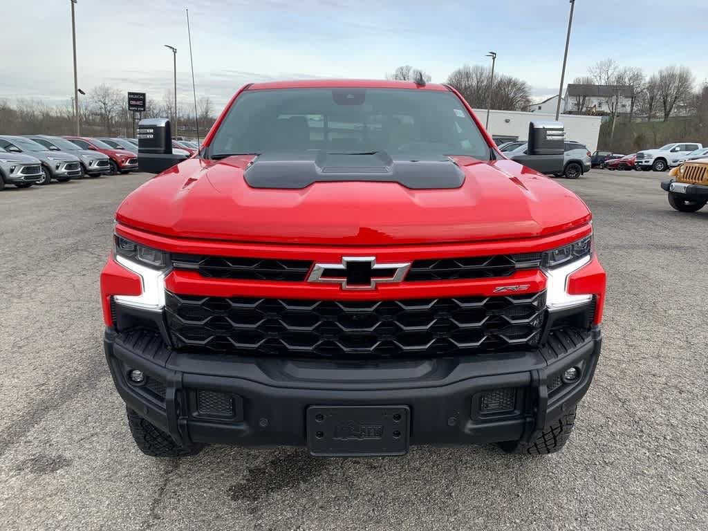 Used 2024 Chevrolet Silverado 1500 ZR2 w/ ZR2 Bison Edition AWD/4WD image 8