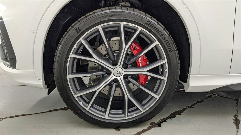 New 2024 Maserati Grecale Trofeo image 33