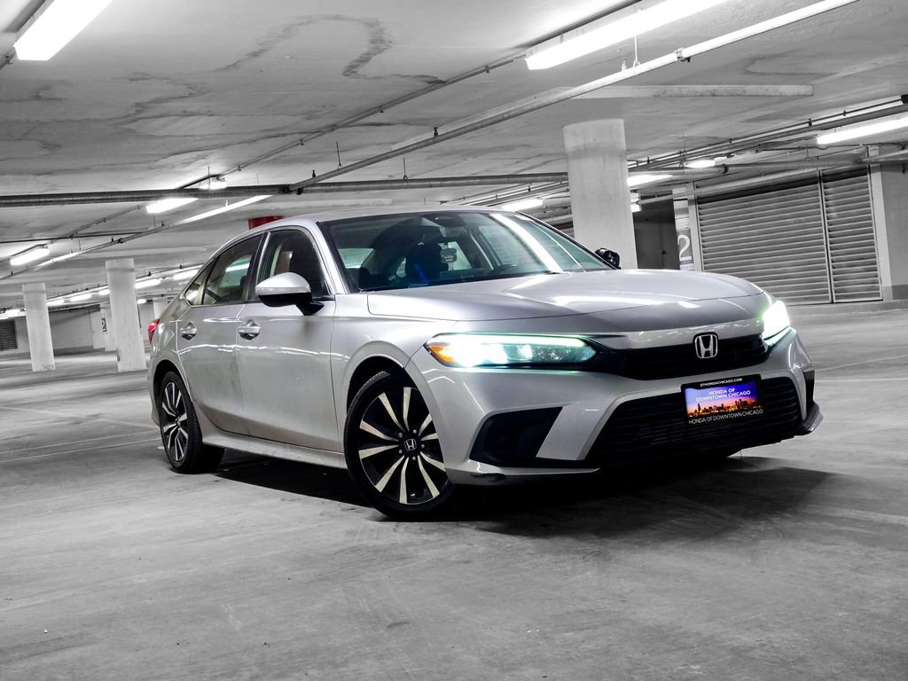 Used 2023 Honda Civic EX image 4