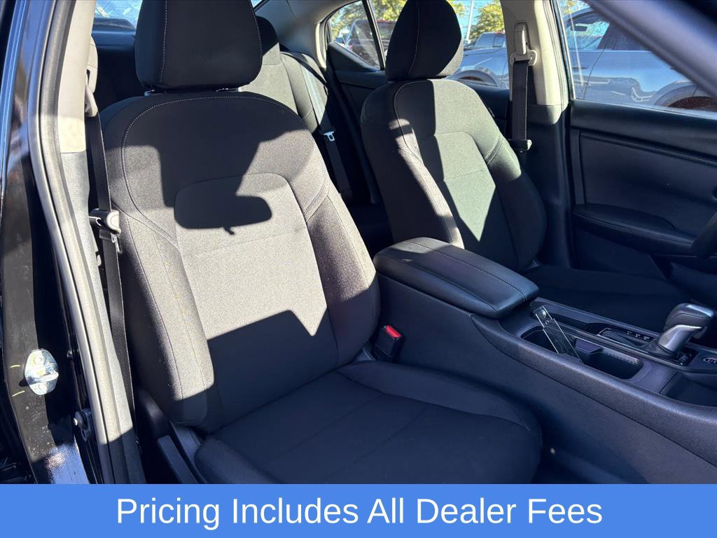 Used 2025 Nissan Sentra S FWD image 19
