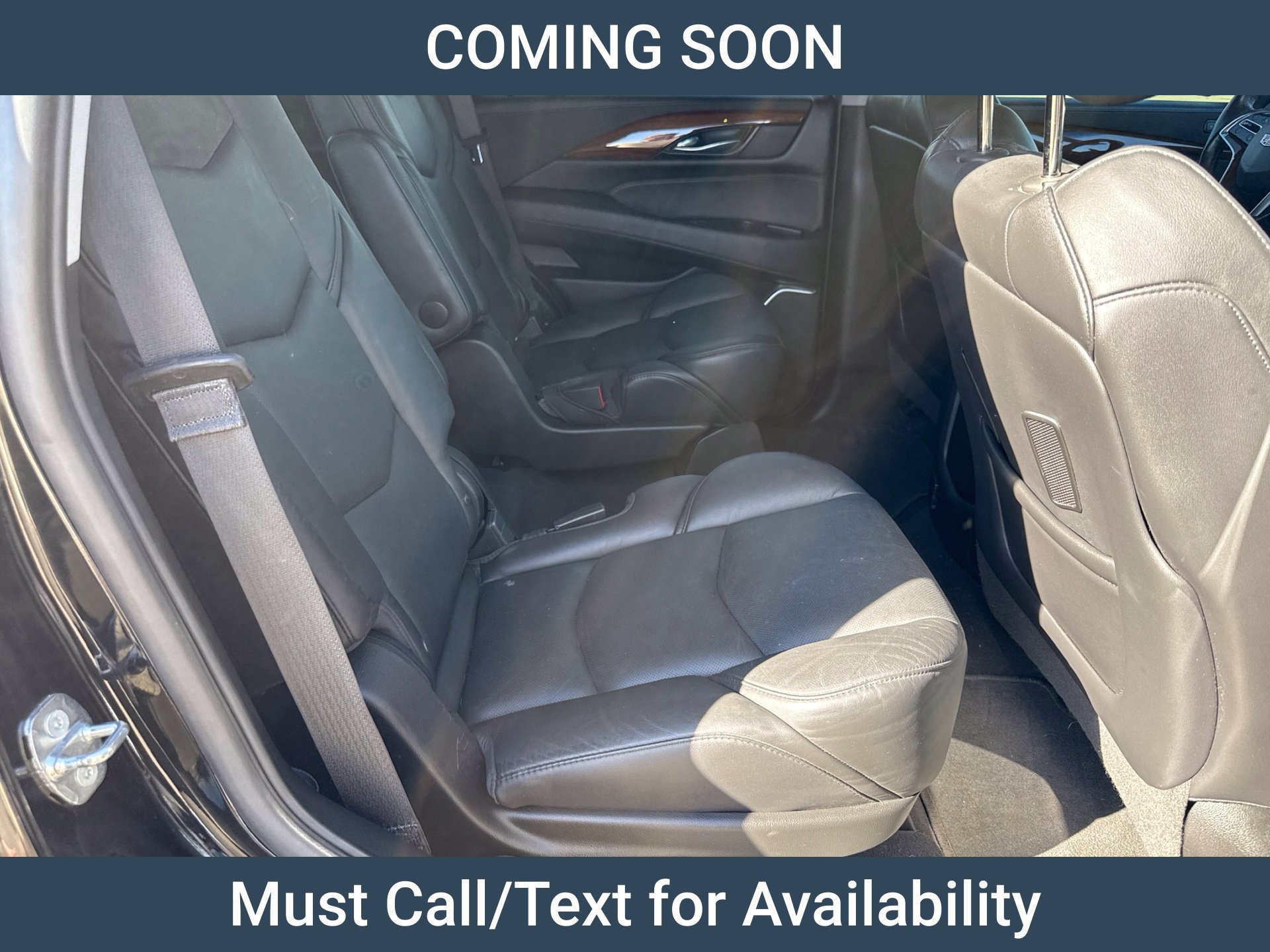 Used 2019 Cadillac Escalade Luxury AWD/4WD image 12