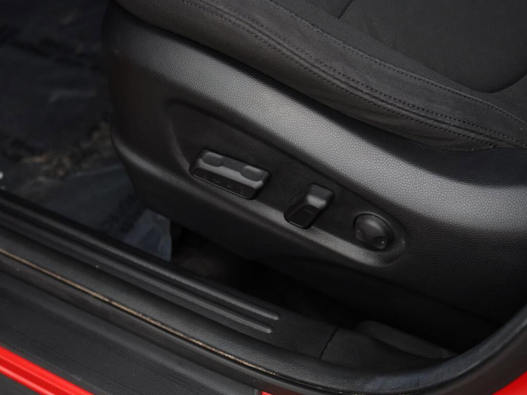 Used 2015 Kia Soul ! w/ Sun & Sound Package image 8