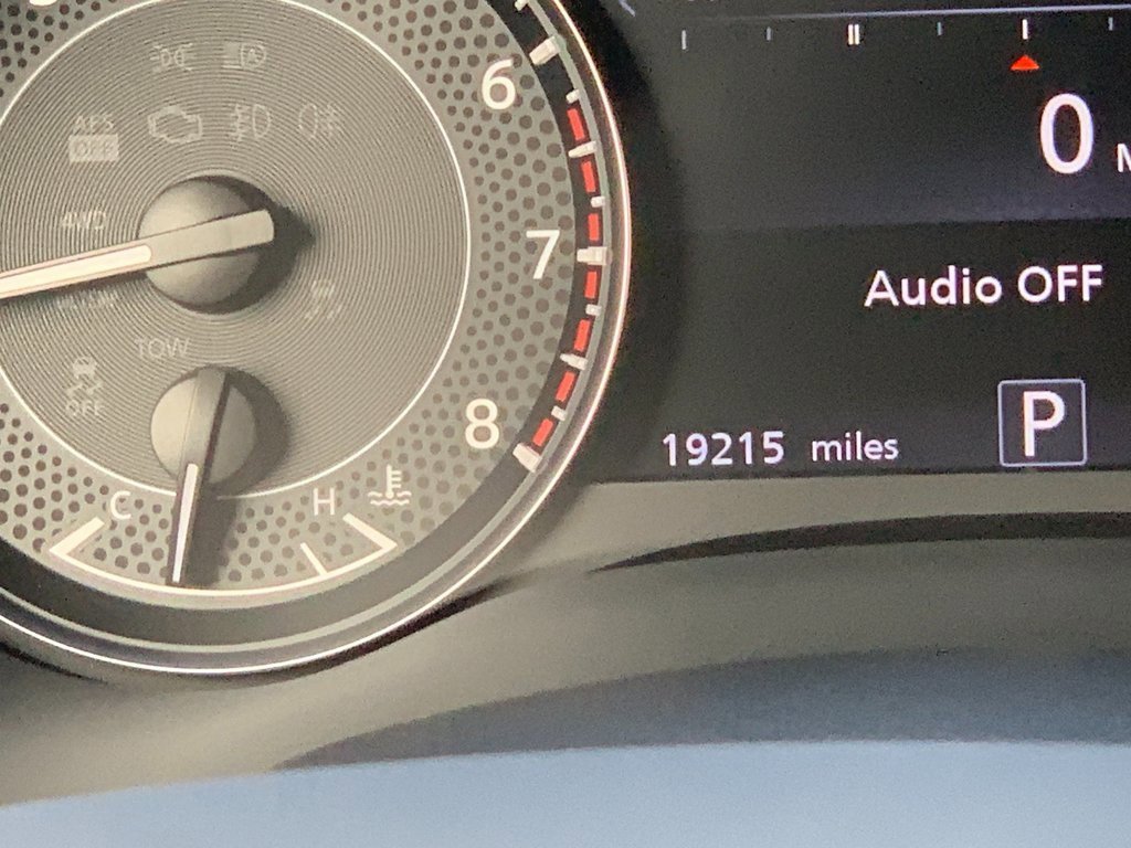 Used 2024 Nissan Armada Platinum w/ Captain's Chairs Package image 14