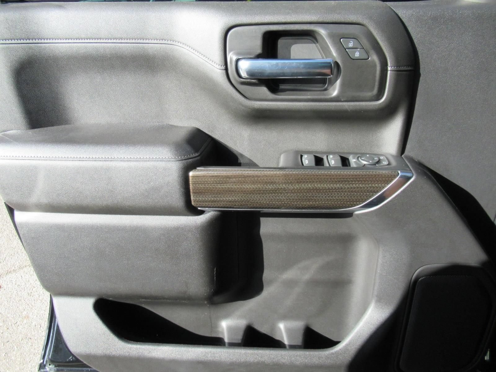 Used 2022 Chevrolet Silverado 1500 LT AWD/4WD image 20