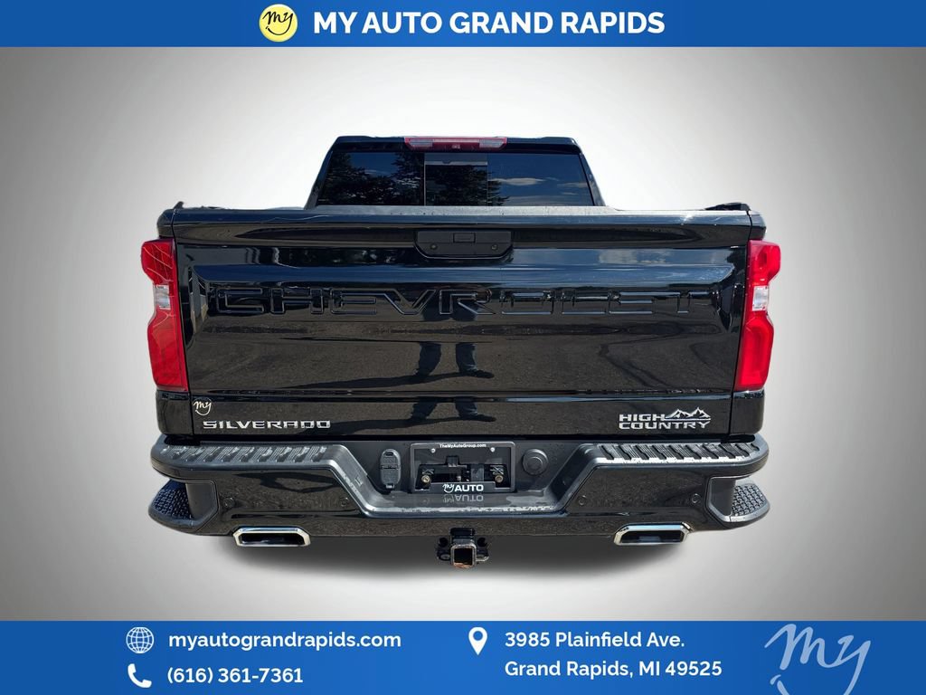 Used 2019 Chevrolet Silverado 1500 High Country w/ Technology Package AWD/4WD image 6