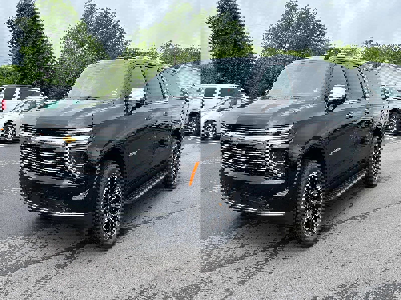 New 2025 Chevrolet Suburban Premier w/ Sun And Tow Package image 5
