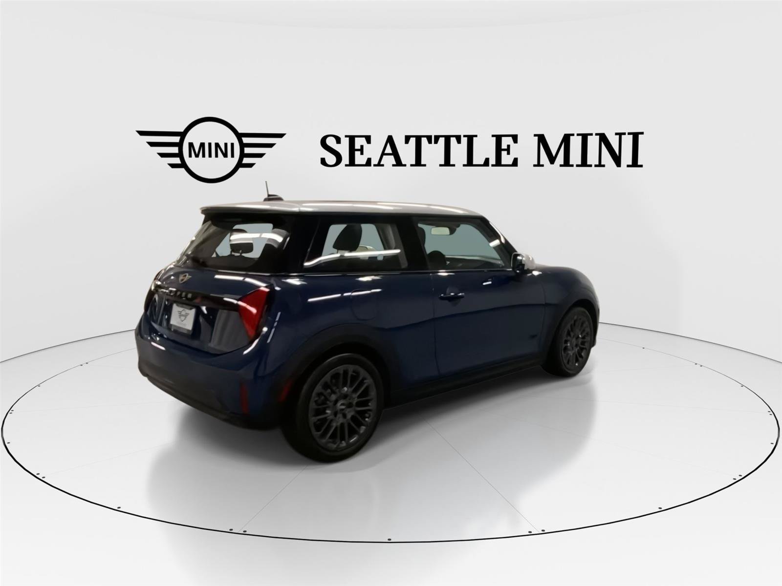 Used 2025 MINI Cooper S FWD image 11