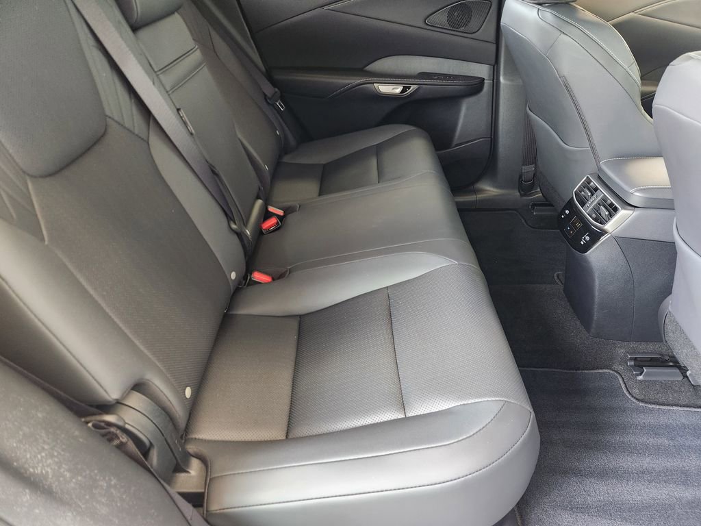 Used 2025 Lexus RX 350 Premium w/ Accessory Package (Z1) image 31