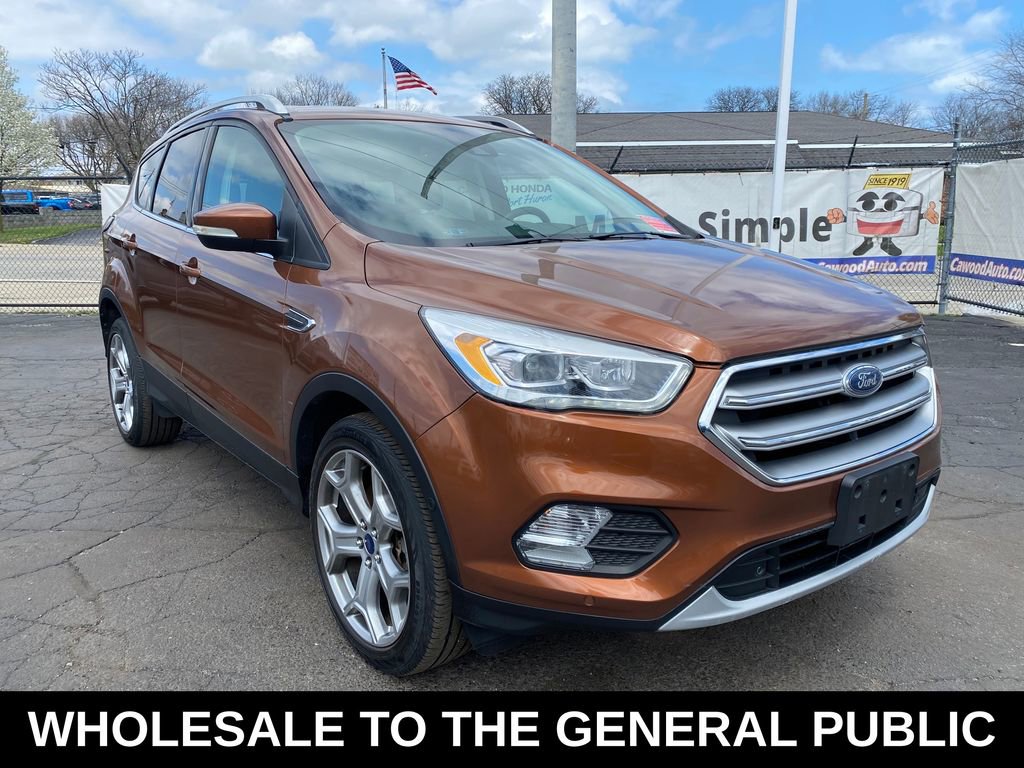 Used 2017 Ford Escape Titanium w/ Canadian Touring Package AWD/4WD image 1