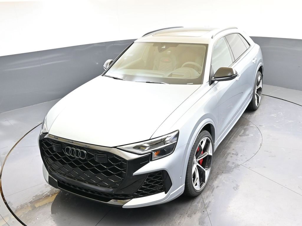 Used 2025 Audi RS Q8 performance w/ RS Design Package - Red image 43
