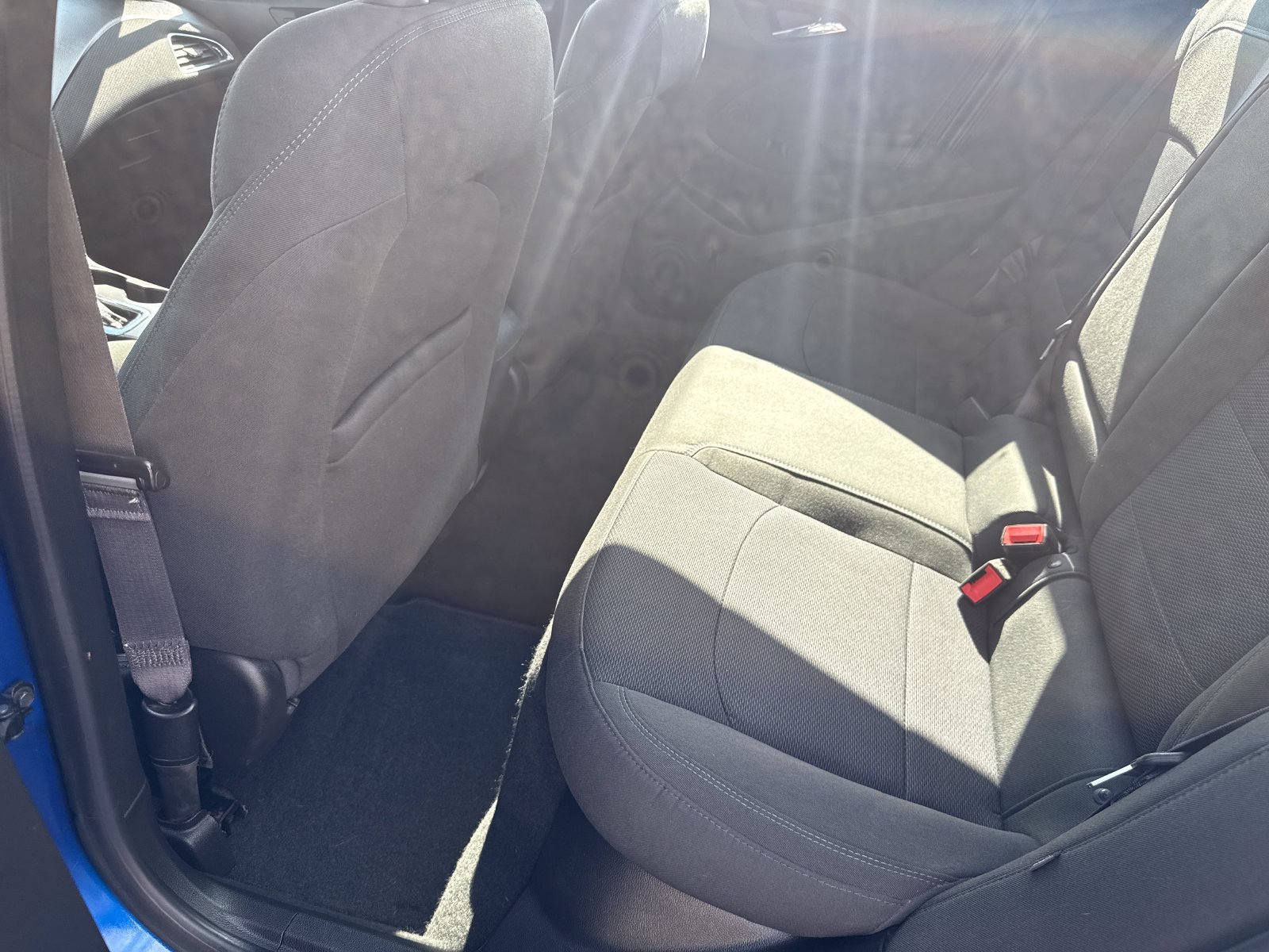 Used 2017 Chevrolet Cruze LT w/ Sun And Sound Package FWD image 26