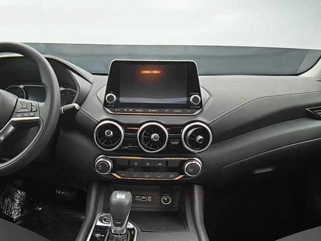 Used 2024 Nissan Sentra SV FWD image 23