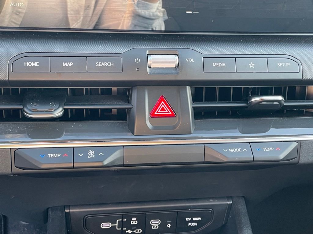 Certified 2025 Kia K4 EX image 18