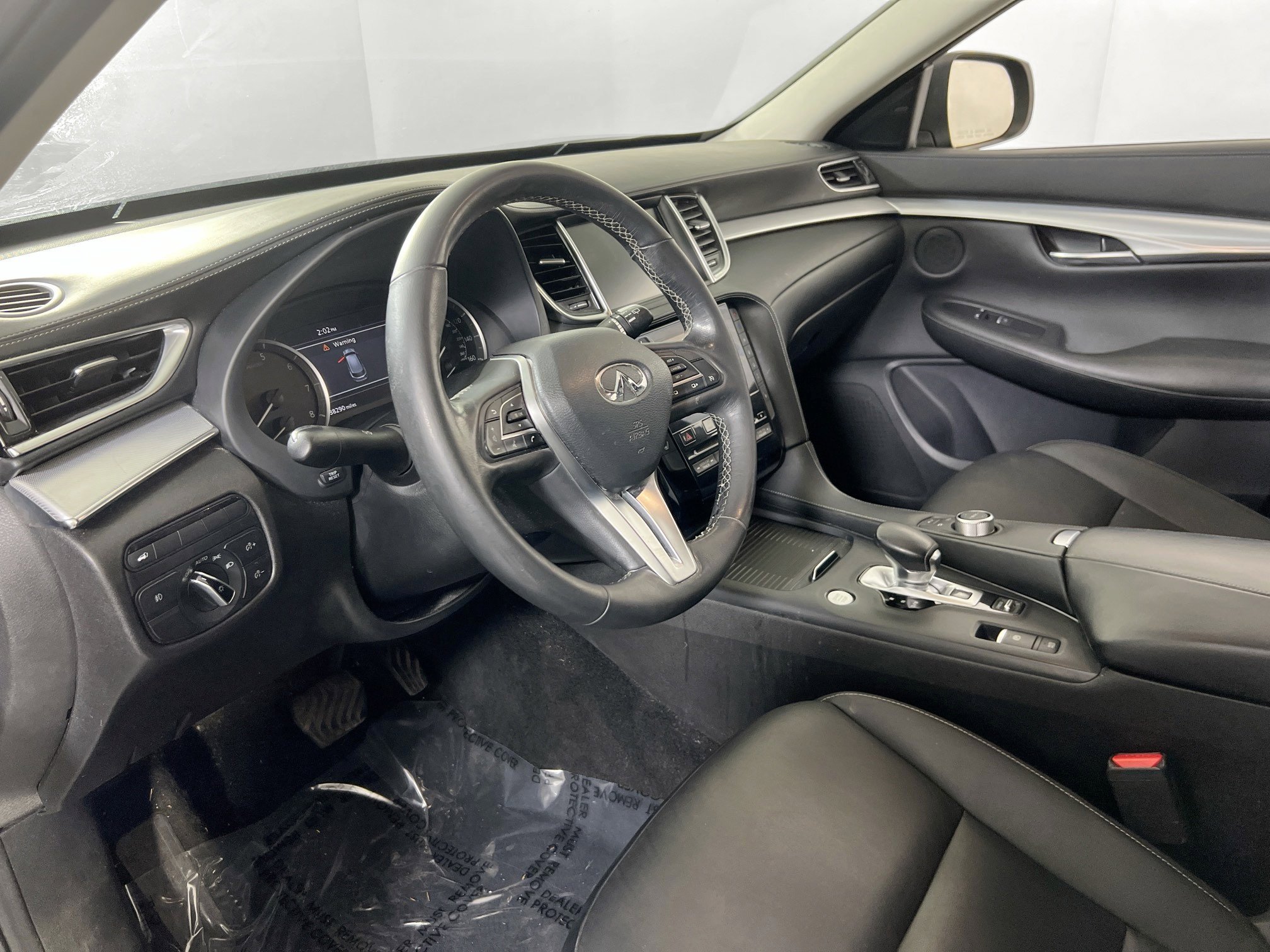 Used 2019 INFINITI QX50 Luxe image 9