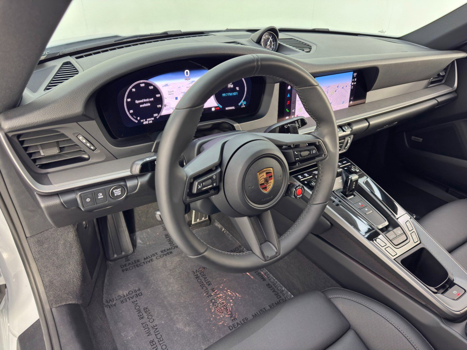 Used 2025 Porsche 911 Carrera RWD image 13