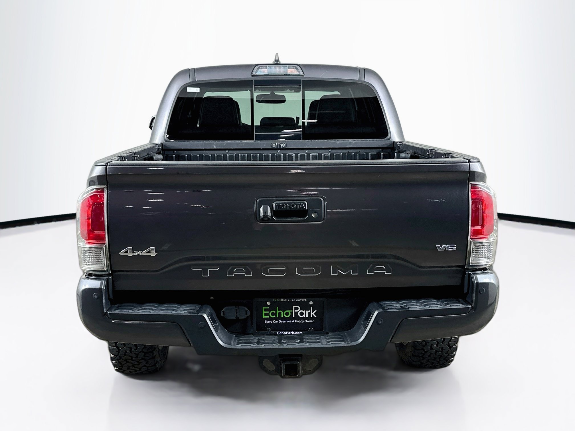 Used 2017 Toyota Tacoma Limited w/ Tow Package AWD/4WD image 7