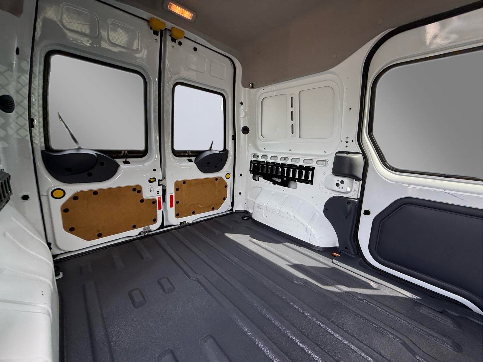 Used 2012 Ford Transit Connect XLT FWD image 8