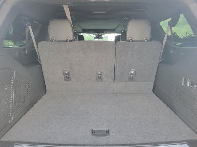 Used 2023 GMC Yukon XL AT4 w/ AT4 Premium Package AWD/4WD image 7