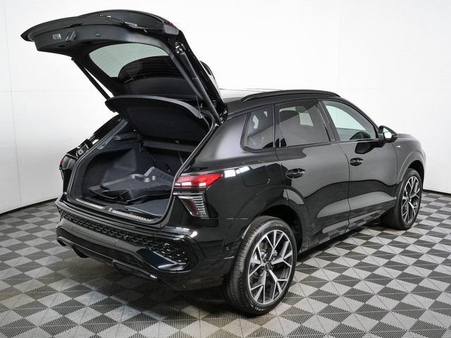 New 2026 Audi Q3 quattro 2.0T AWD/4WD image 27