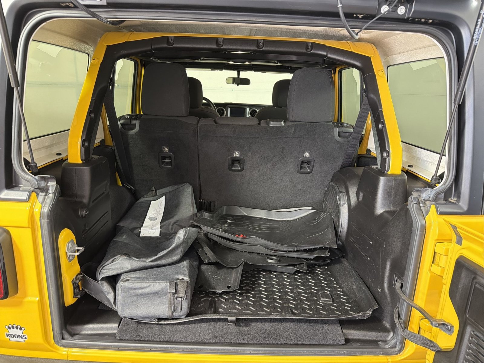 Used 2019 Jeep Wrangler Unlimited Sport S AWD/4WD image 24