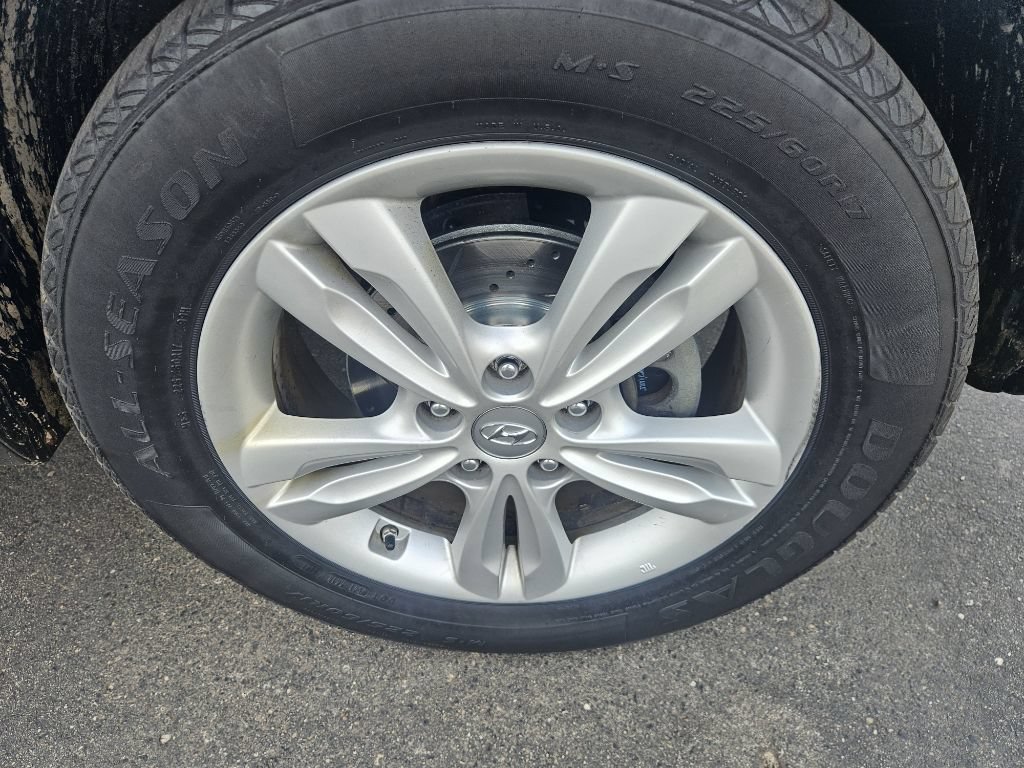 Used 2011 Hyundai Tucson GLS FWD image 24