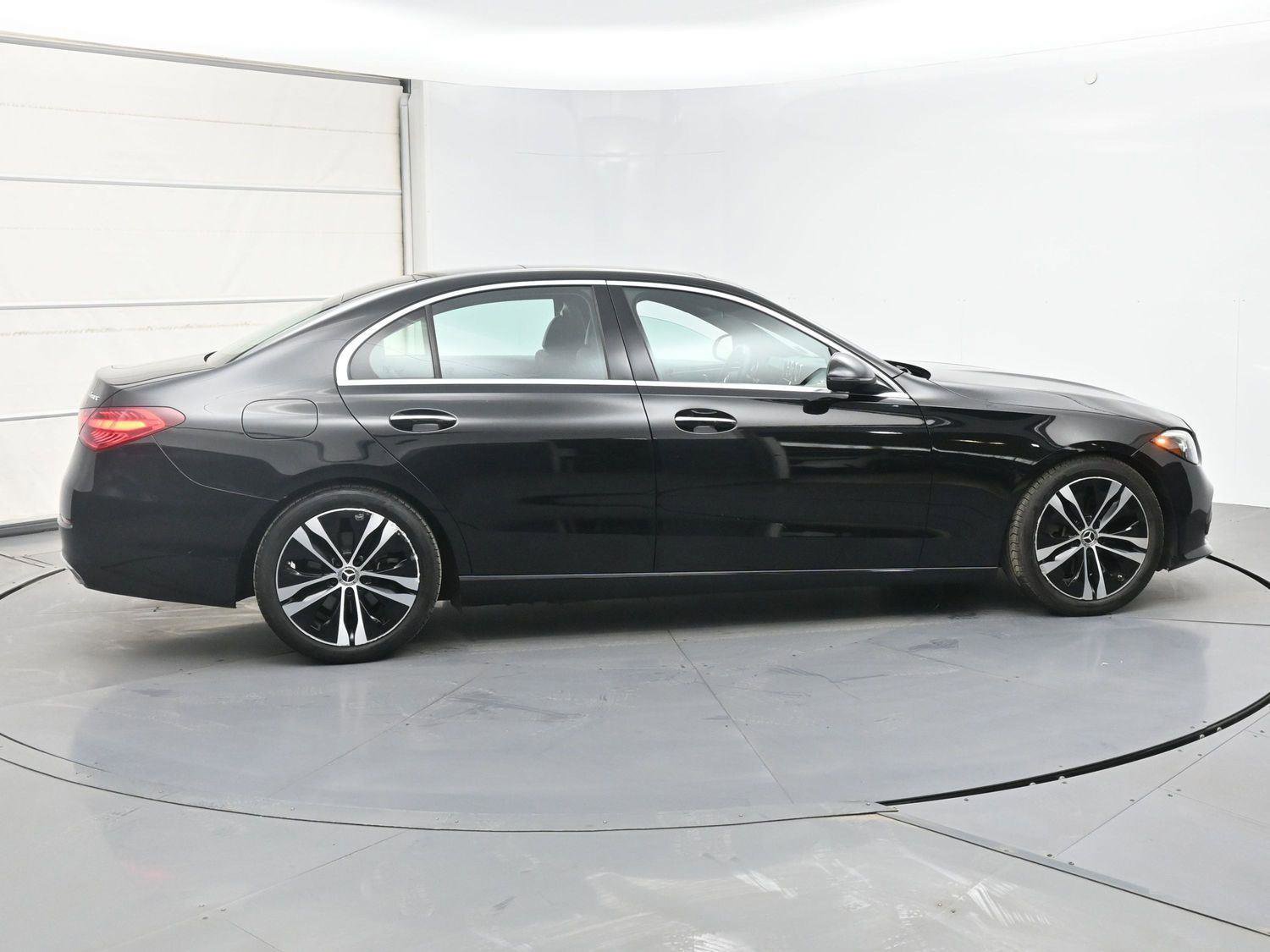 Used 2022 Mercedes-Benz C 300 4MATIC Sedan image 29