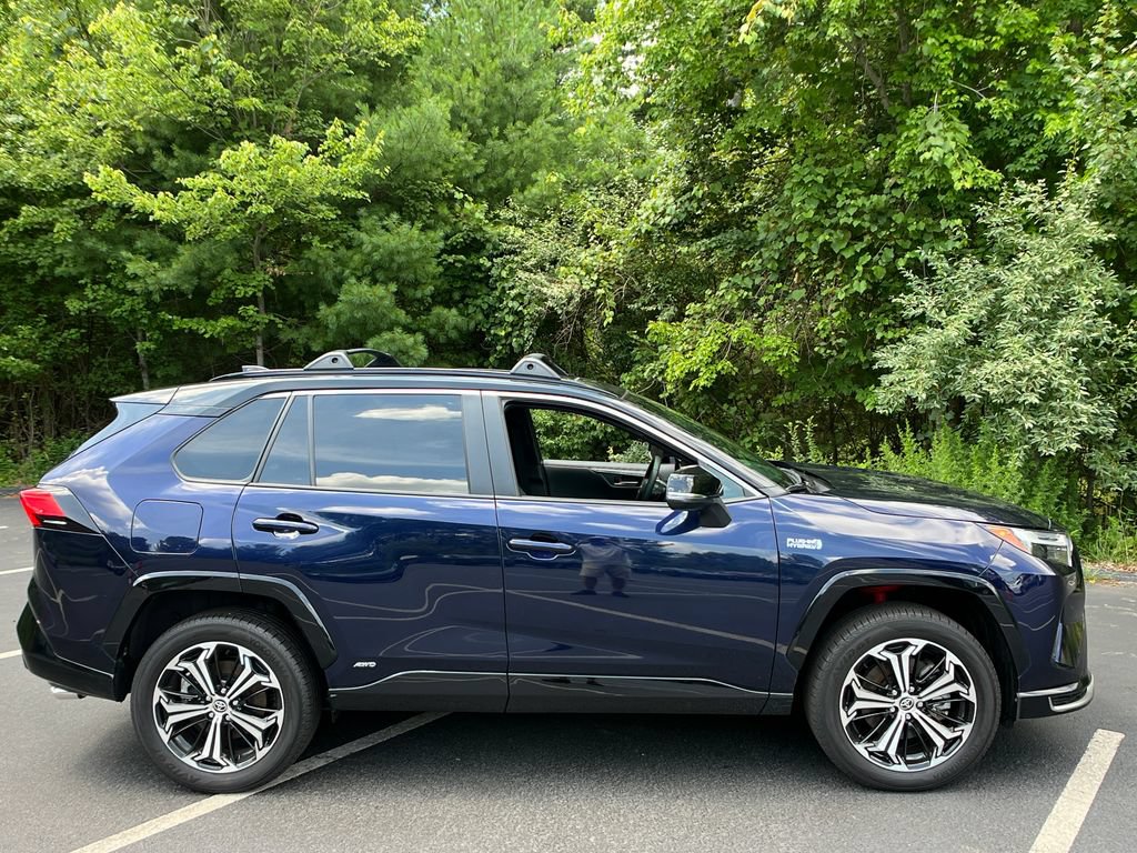 Used 2024 Toyota RAV4 XSE w/ Weather Package AWD/4WD image 6