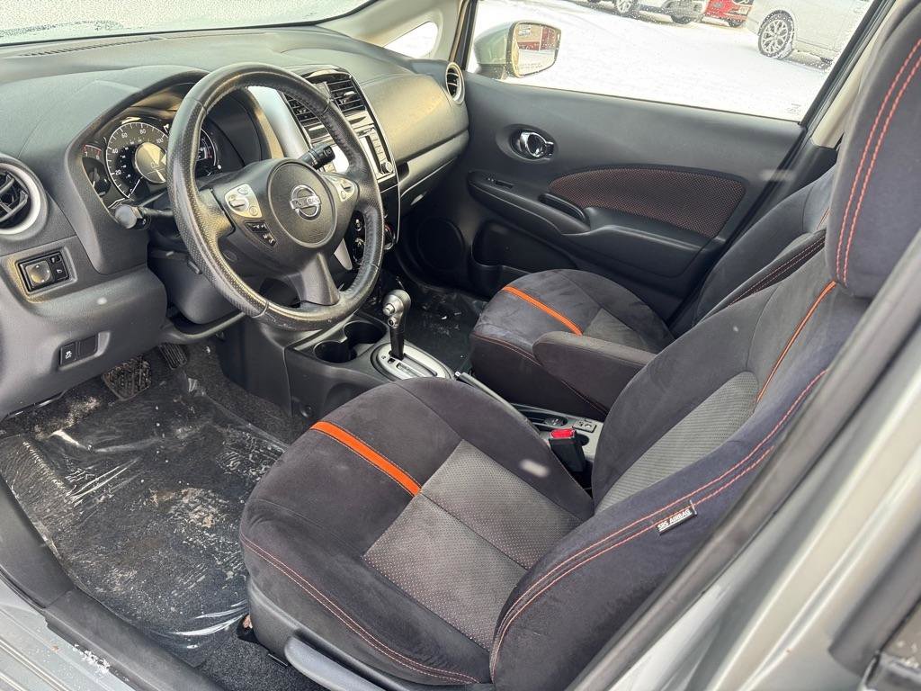 Used 2015 Nissan Versa Note SR w/ SR Tech Package image 18