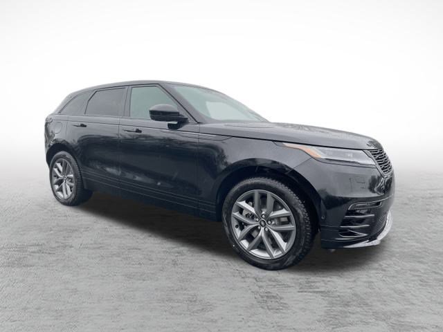 New 2026 Land Rover Range Rover Velar Dynamic SE image 3