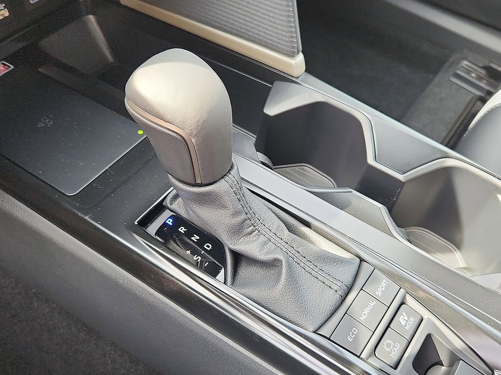 New 2026 Toyota Camry SE image 10