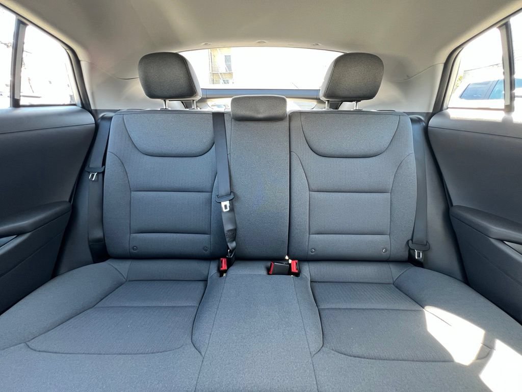 Used 2020 Hyundai Ioniq Blue FWD image 14