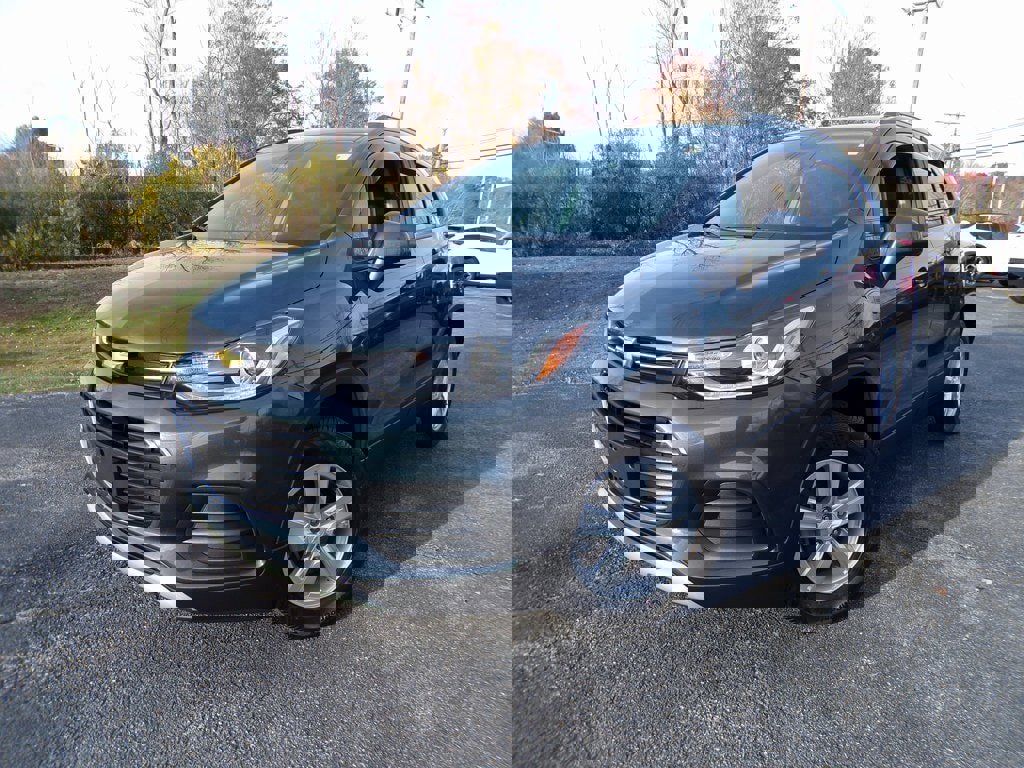 Used 2021 Chevrolet Trax LT w/ LT Convenience Package